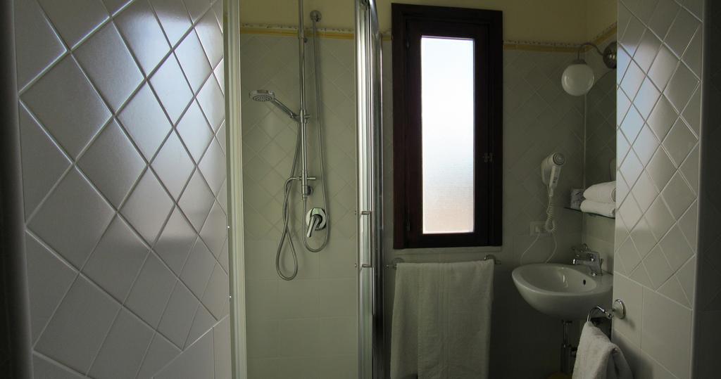 Hotel Santa Rosalia Marina di Camerota Pokój zdjęcie